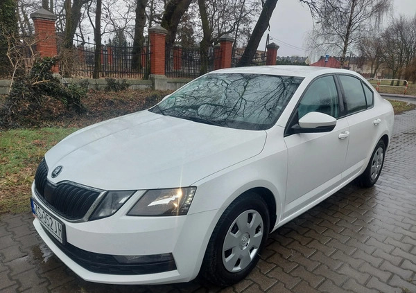 Skoda Octavia cena 37000 przebieg: 232062, rok produkcji 2018 z Nekla małe 232